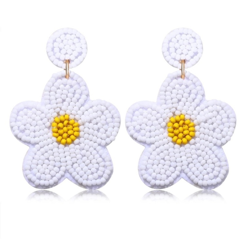 Beautiful Beaded Flower Earrings